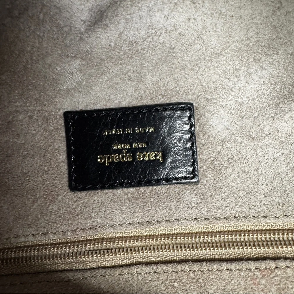 Kate Spade made in Italy vintage shoulder Black Leather women’s Bag